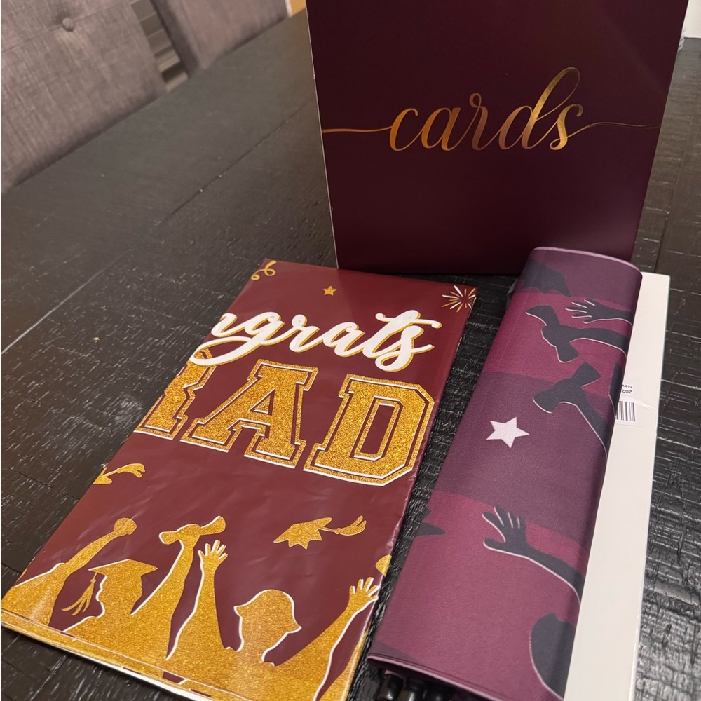 Graduation Card Set with Maroon and Gold Accents - Picture 2 of 4